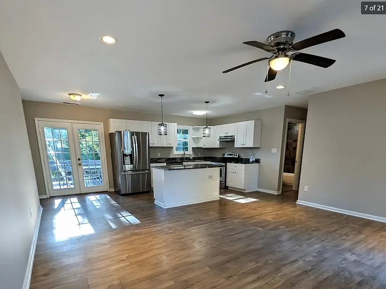 537 Eastside Dr — Photo 7