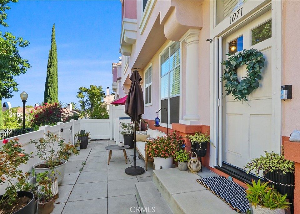 1st image of 1071 S Volterra Way