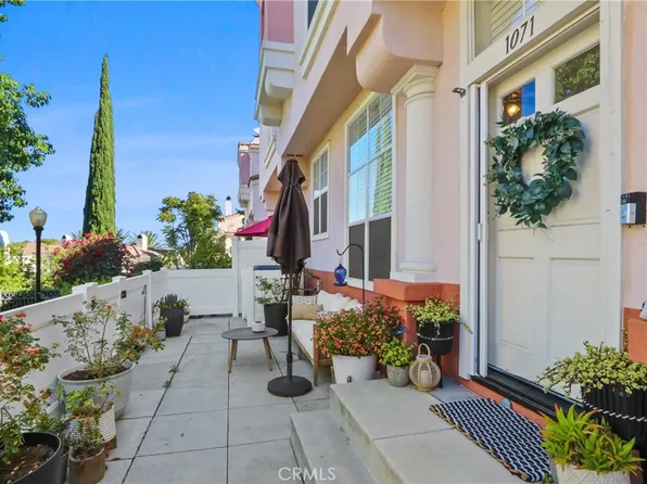1071 S Volterra Way, Anaheim, CA 92808