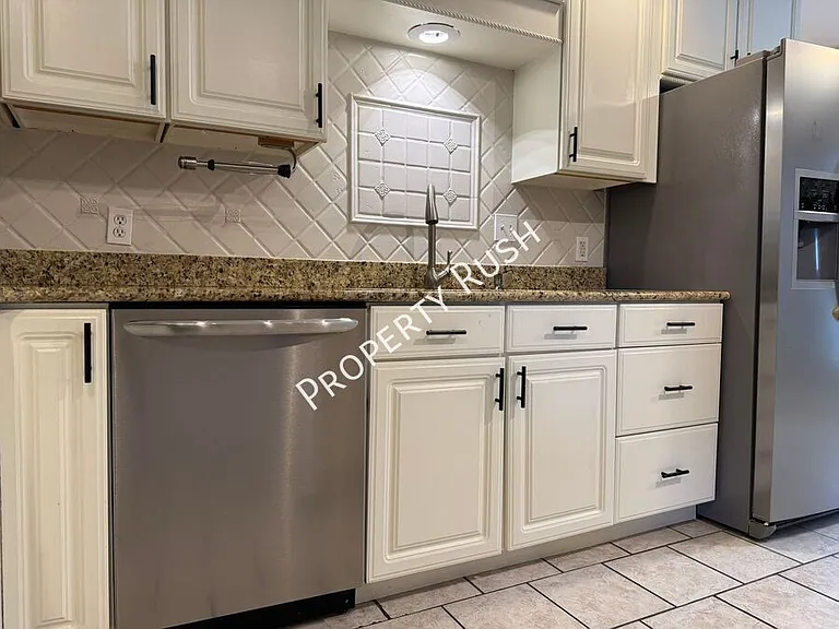 196 Blue Heron Dr — Photo 15