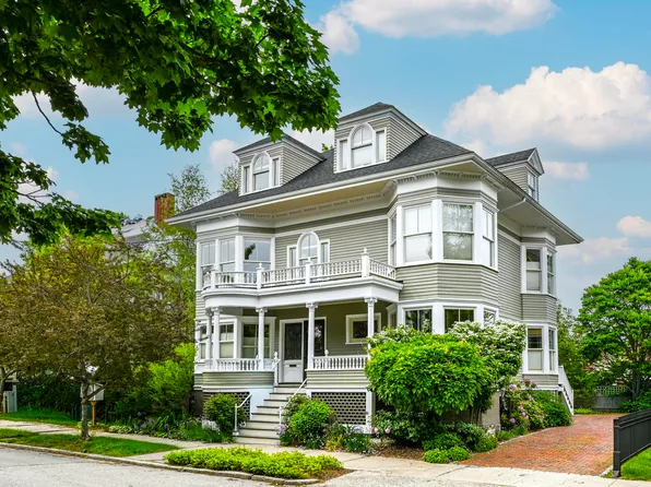 37 Carroll Street, Portland, ME 04102