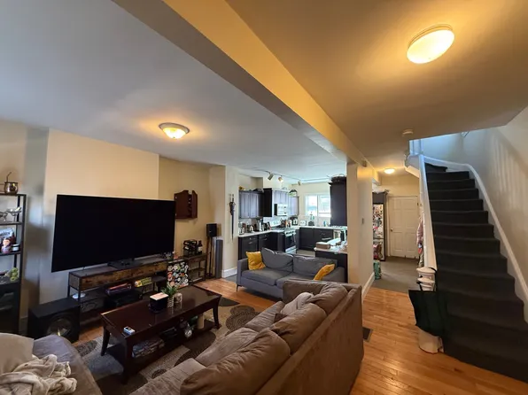 2 Woodmont St #10, Brighton, MA 02135