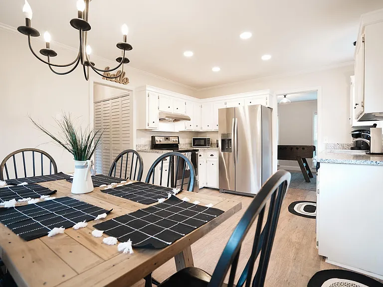 712 Willowood Pkwy — Photo 5