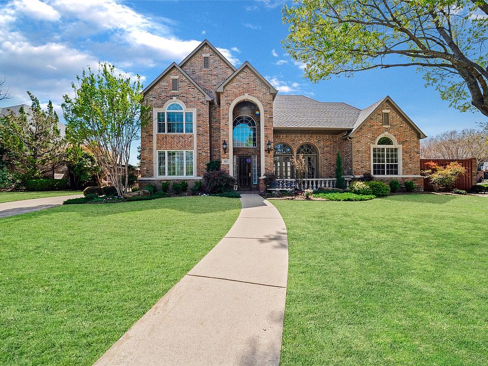 1st image of 815 Cambridge Manor Ln