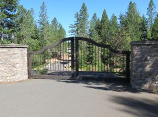 277 Bannister Ln, Grants Pass, OR 97526