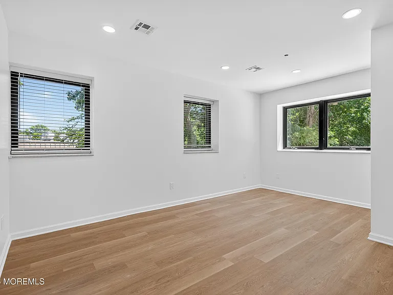 253 Mantoloking Rd #C — Photo 13