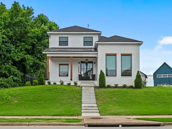 1301 Rockwater Ln, North Little Rock, AR 72114