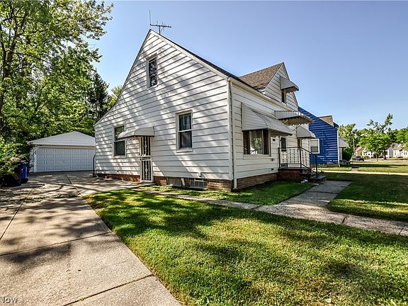 3rd image of 3833 E 186th St