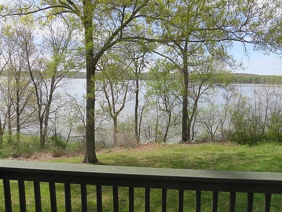 5th image of 471 Lake Vista Dr