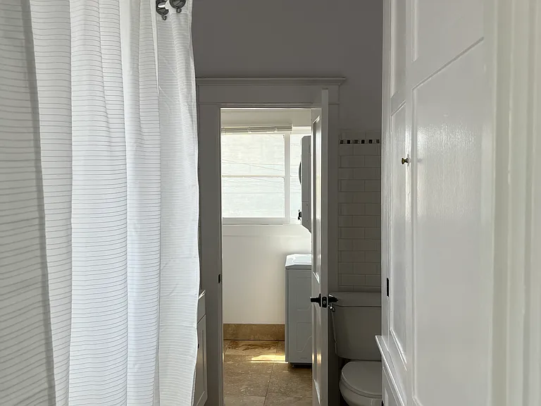 1728 Wilcox Ave #1732-1/2 — Photo 9