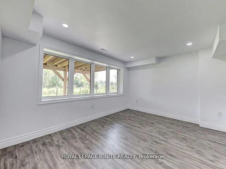 103 Bremner St #BASEMENT — Photo 12