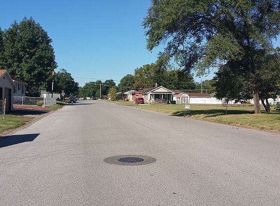 3rd image of 530 Park Ln