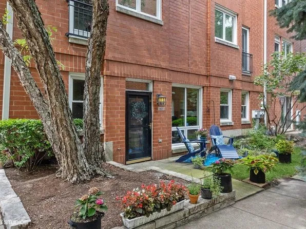 2803 N Wolcott Ave Unit H, Chicago, IL 60657