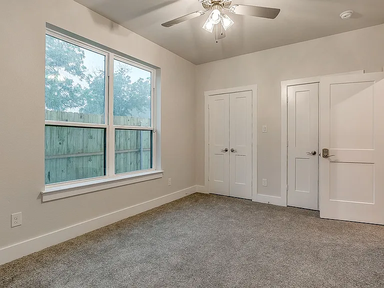 3145 Forest Park Blvd — Photo 45