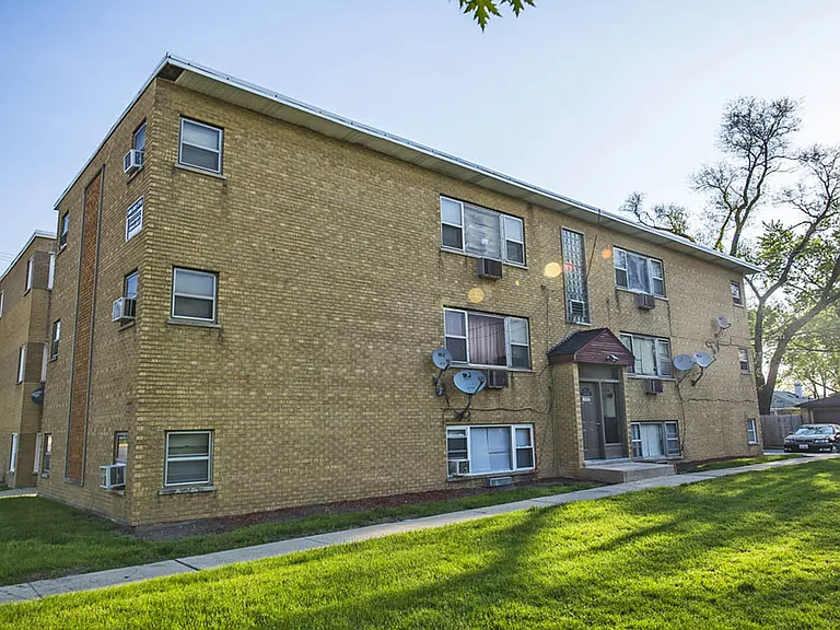 12507 S Ashland Ave — Photo 15