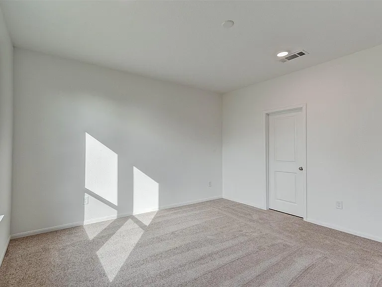 25821 Hedgerow Dr — Photo 22