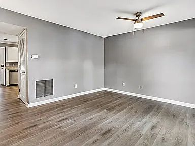 3rd image of 2153 Cheshire Dr