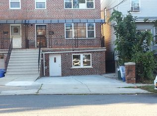 2884 Middletown Rd, Bronx, NY 10461