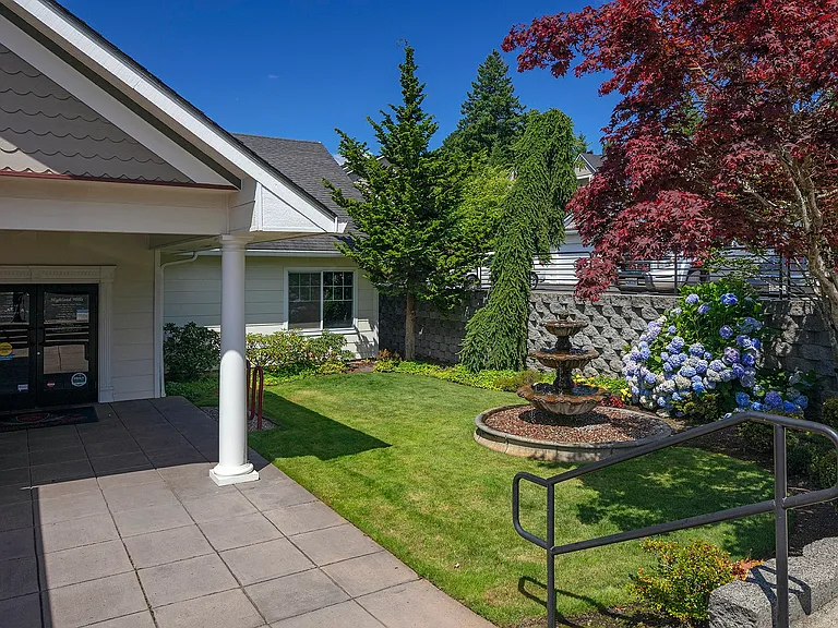 Highland Hills — Photo 33