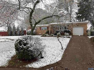 4017 Summerhill Pl NW, Huntsville, AL 35810