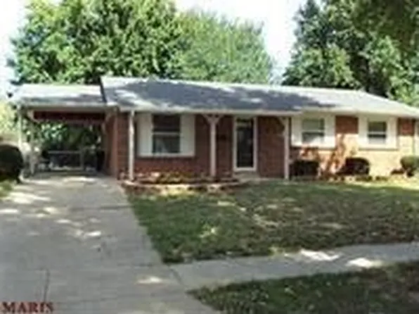 2007 Hungerford Dr, Florissant, MO 63031