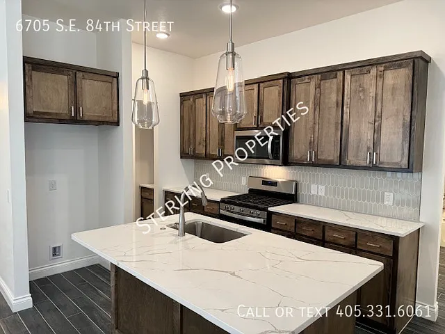 6705 SE 84th St — Photo 10