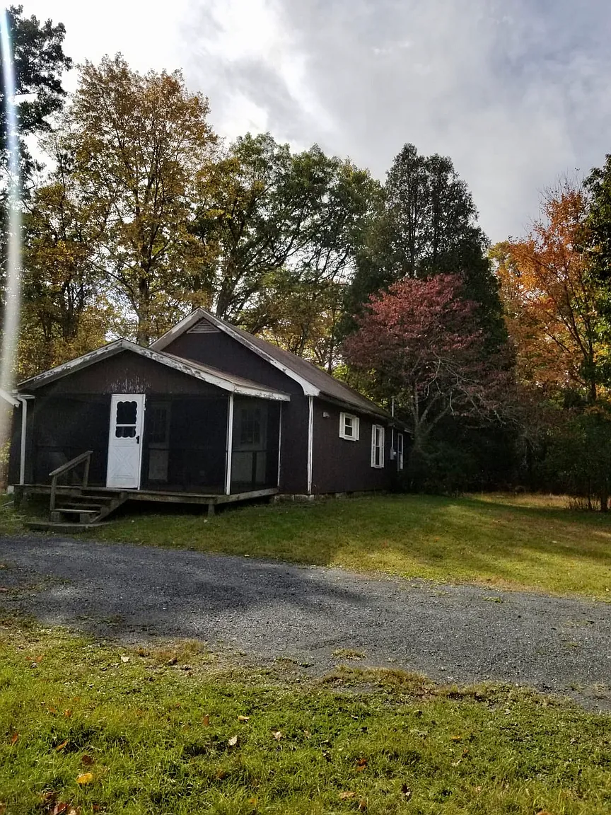 480 Wooddale Rd photo 1