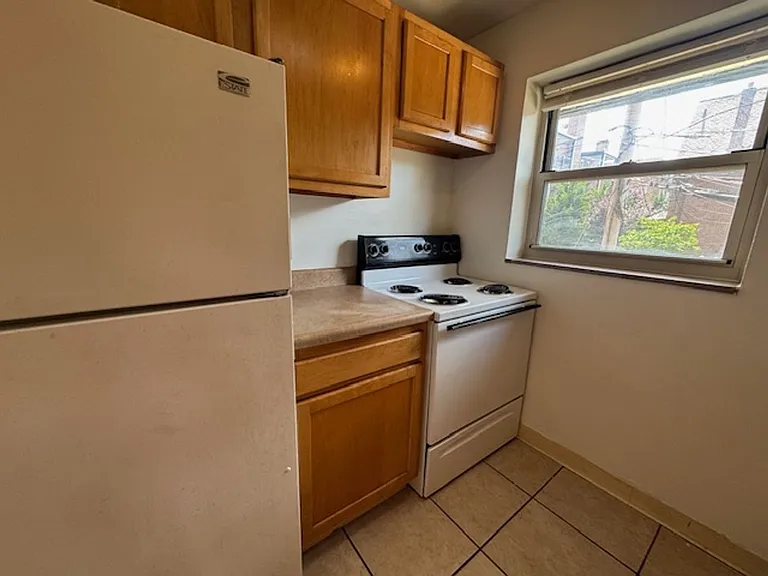 5731 Ellsworth Avenue — Photo 3