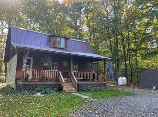 9864 Jones Rd, Erie, PA 16510