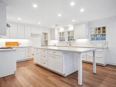 1547 Hewitt Dr, Houston, TX, 77018