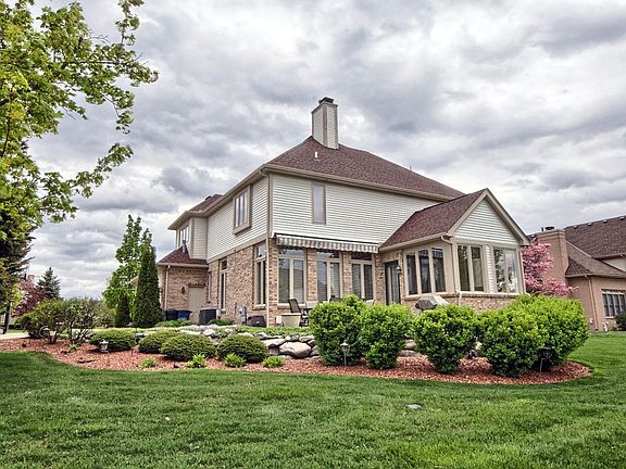 4th image of 48995 Kennesaw Ct