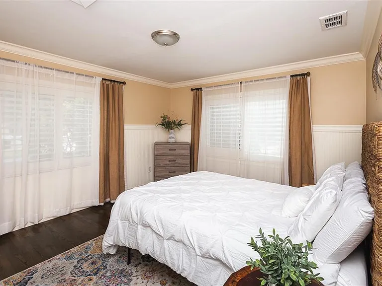 1001 Nottingham St — Photo 44