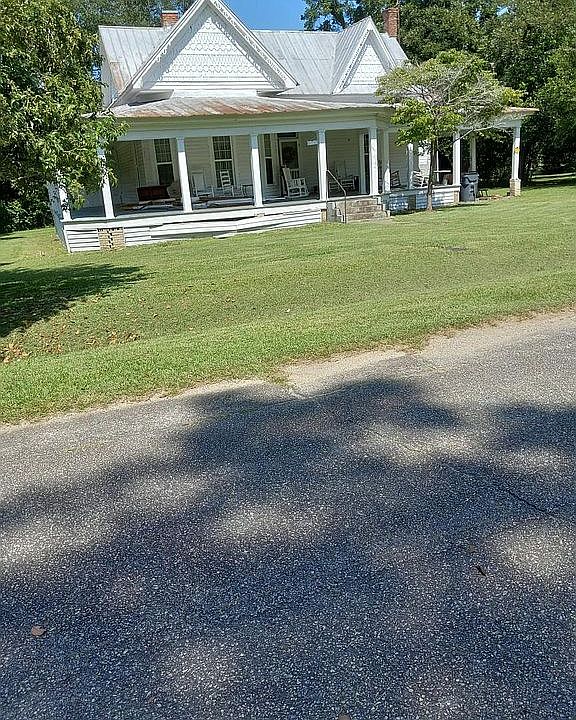 1st image of 155 N Kreuger St