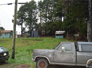 27 N Fourth St, Pacific Beach, WA 98571