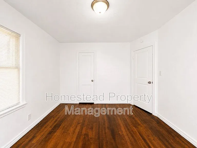 1709 N Page Ave — Photo 13
