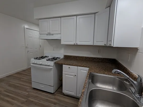 2344 W Hopkins St #1, Milwaukee, WI 53206