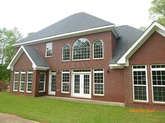 2nd image of 1426 Lee Road 279