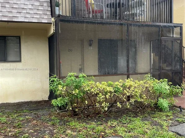 1265 S Flagler Ave APT 210, Pompano Beach, FL 33060