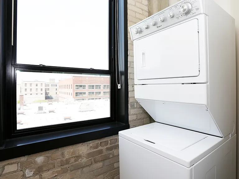 Firestone Lofts — Photo 9