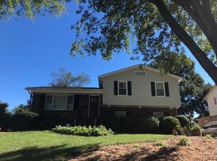 3154 Dawnshire Ave, Charlotte, NC 28216