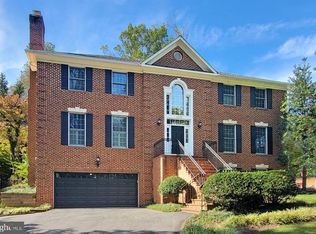 1854 Valley Wood Rd, Mc Lean, VA 22101