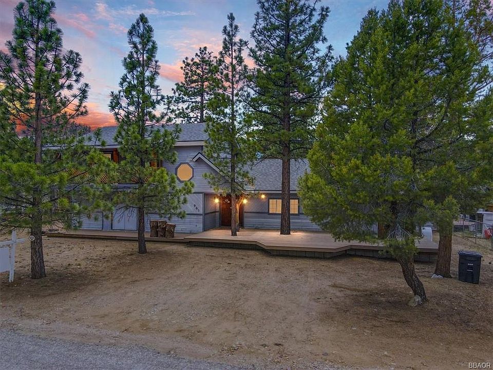1st image of 961 Cypress Ln