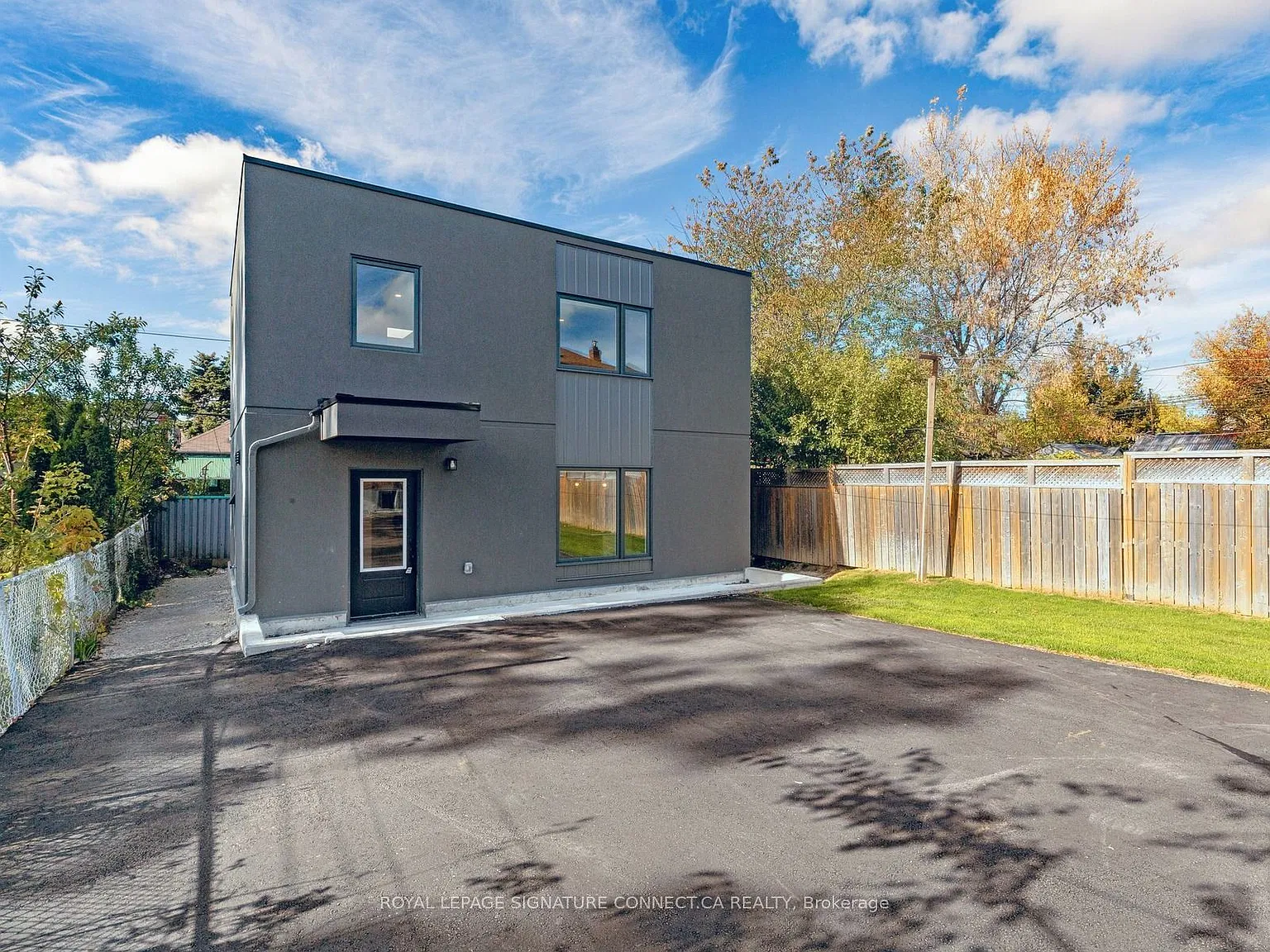 4 bed, $3,550 — Photo 1