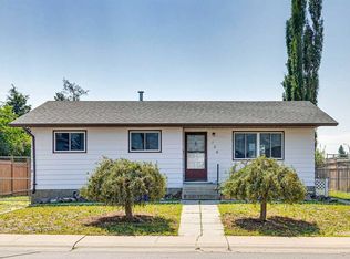 126 N Thistle Way, Strathmore, AB T1P 1C7