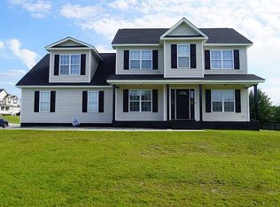 115 Scotland Dr, Spring Lake, NC 28390