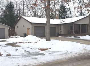 304 Maple Grove Ave, Prudenville, MI