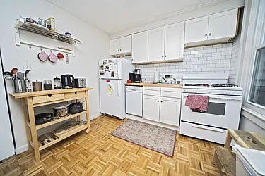 Rented by Level Group