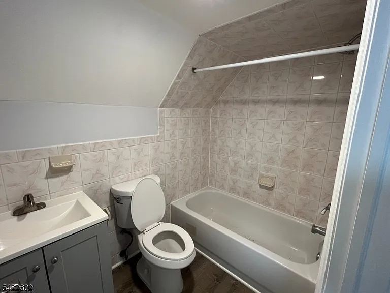 389 Myrtle Ave #2 — Photo 16