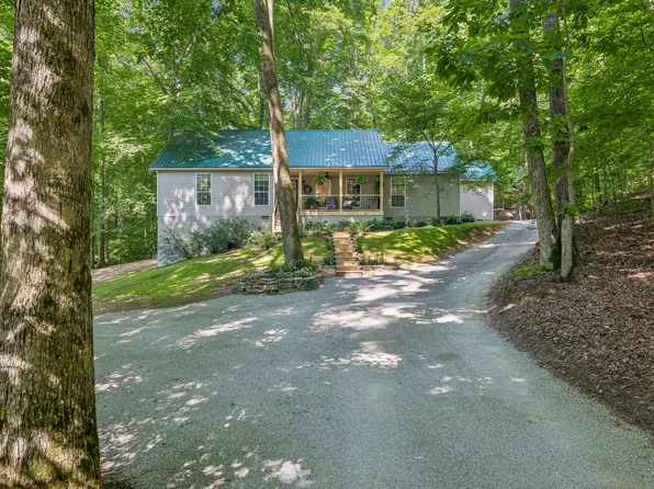 4574 Hampshire Pike, Hampshire, TN 38461