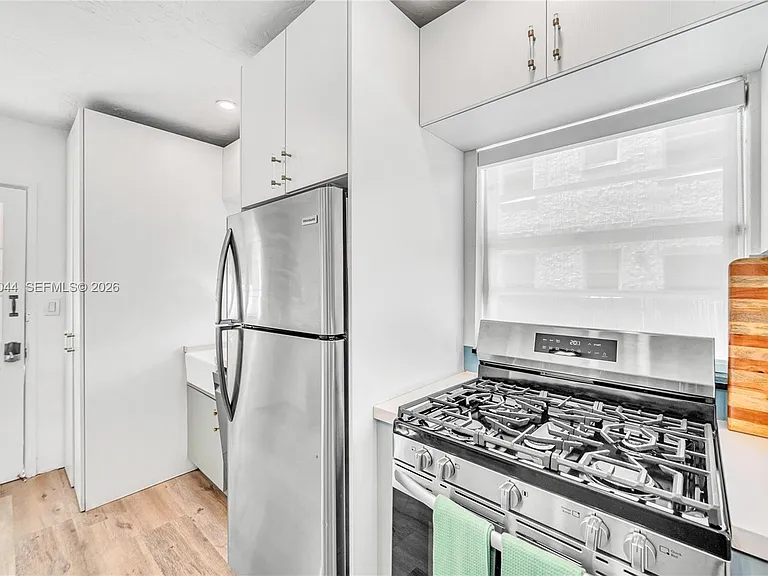 426 NE 26th St #1 — Photo 21
